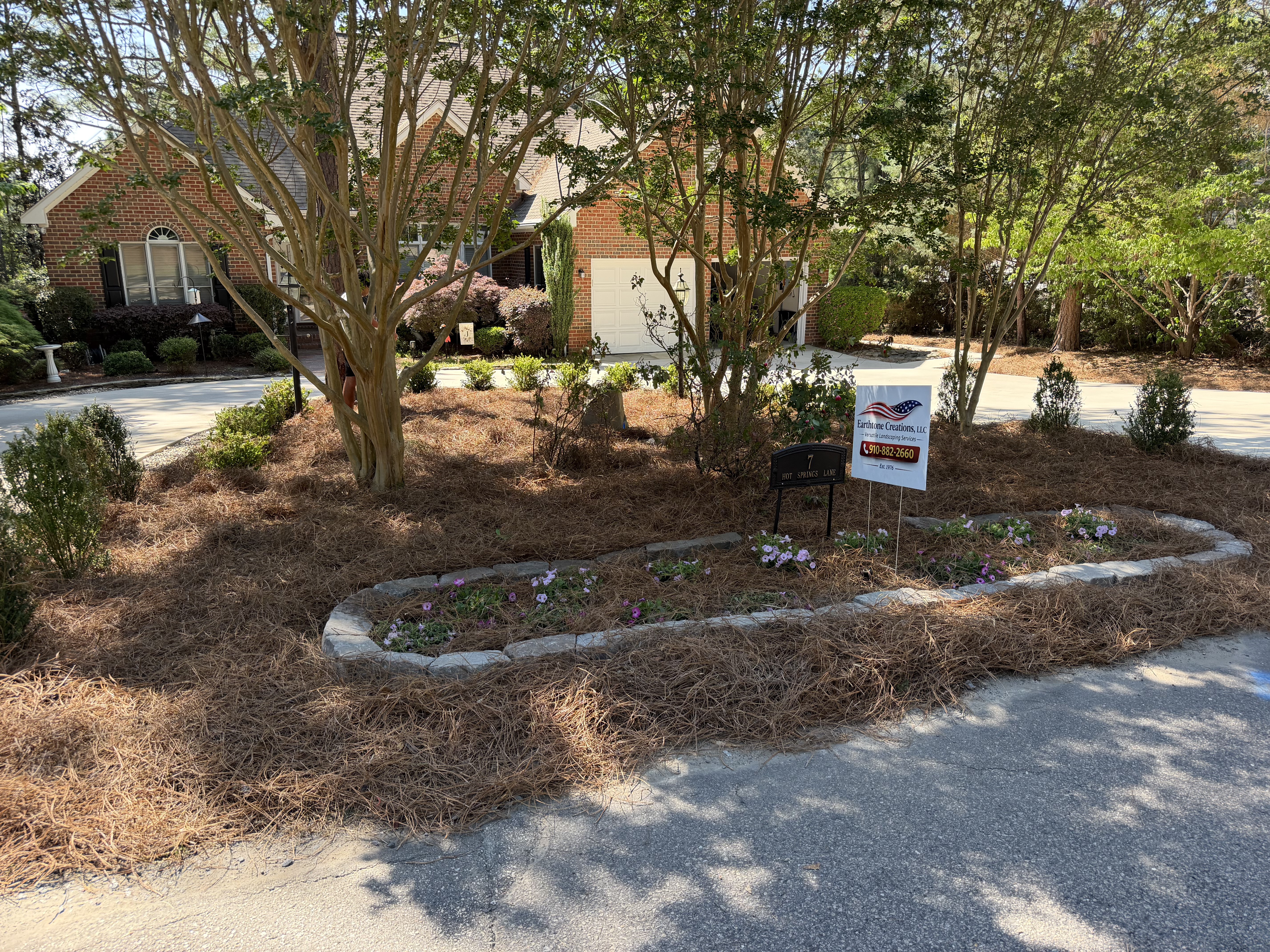 Entrance island bed maintenance and cleanup Moore County NC